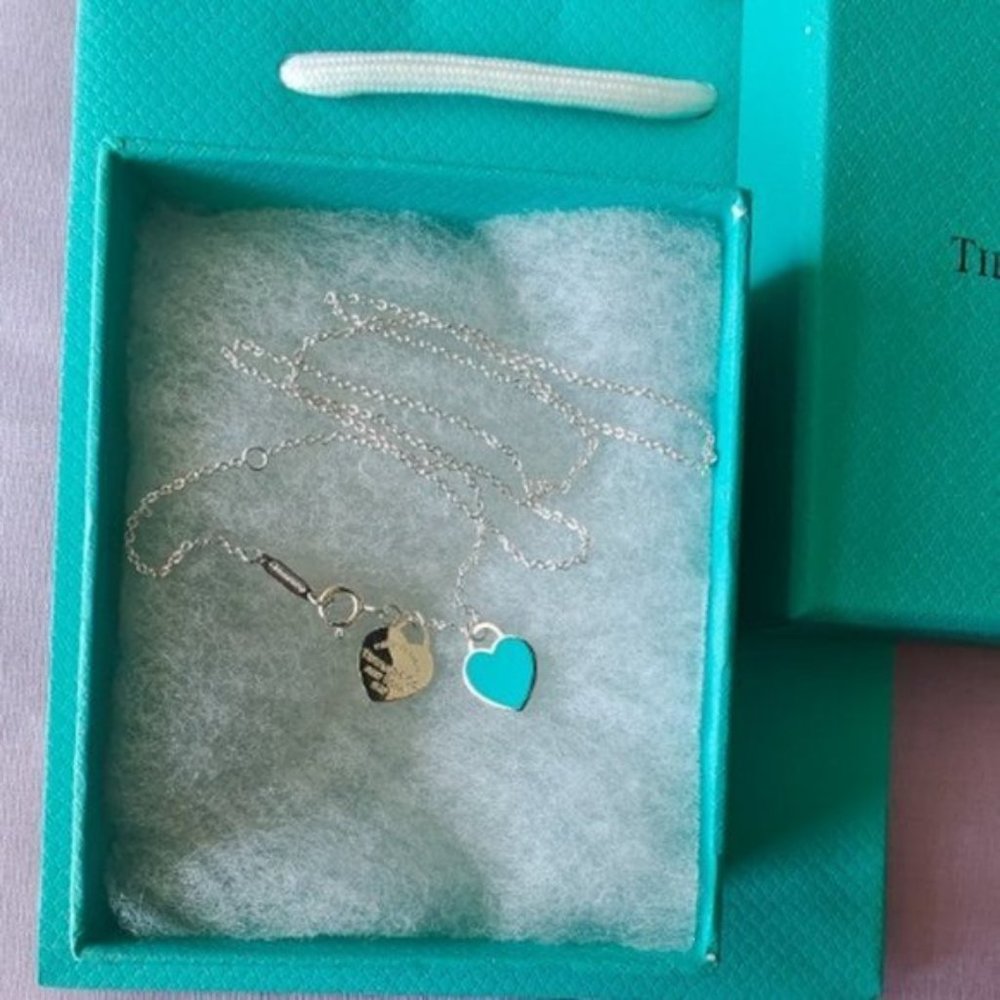 Authentic TIFFANY & CO Double Mini Hearts Necklace